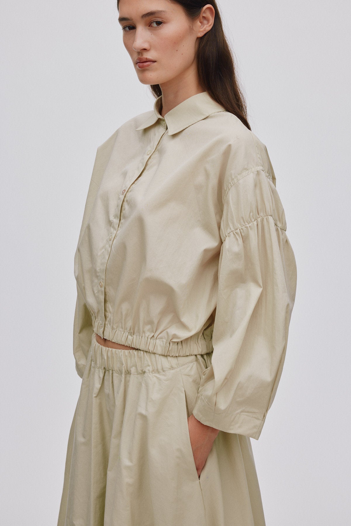 Poplin shirt box pleat sleeve - Veda I Pelican grey