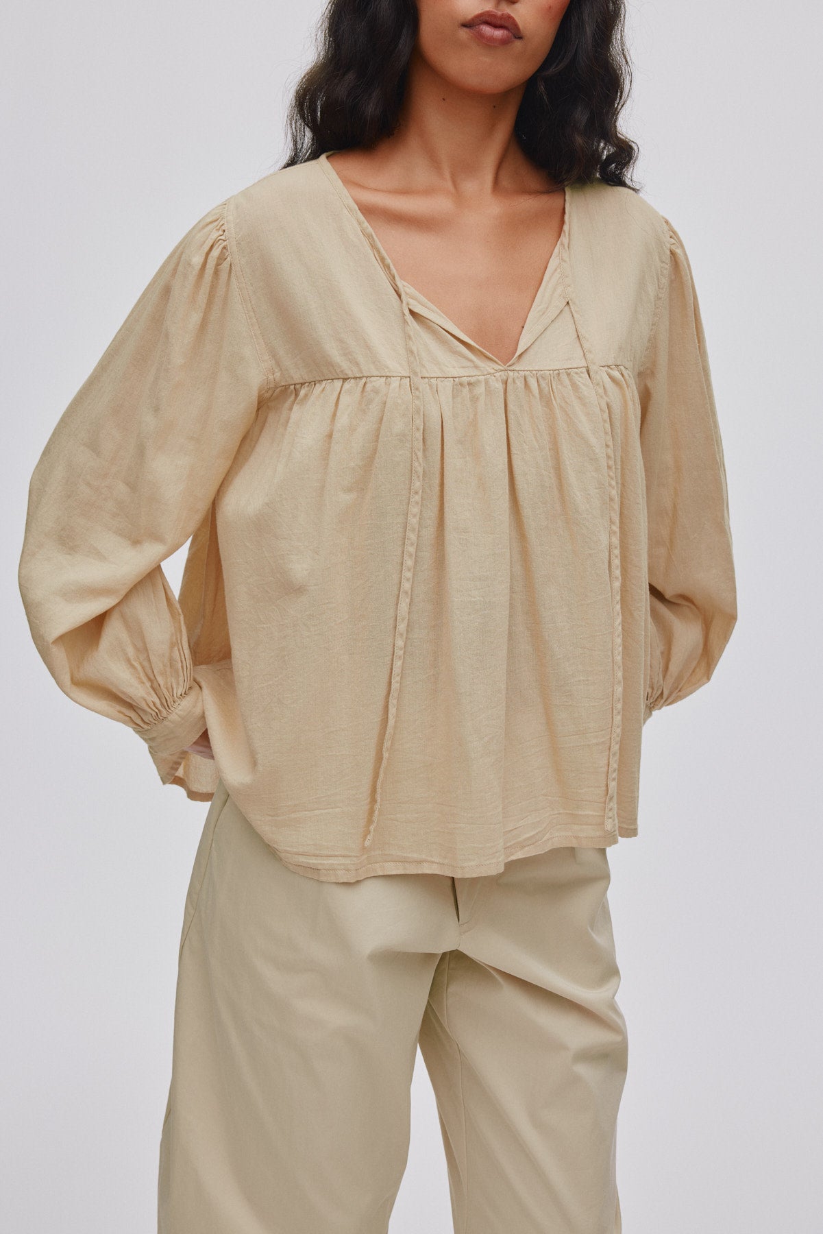 Eike - Cotton full sleeve blouse I Macadan