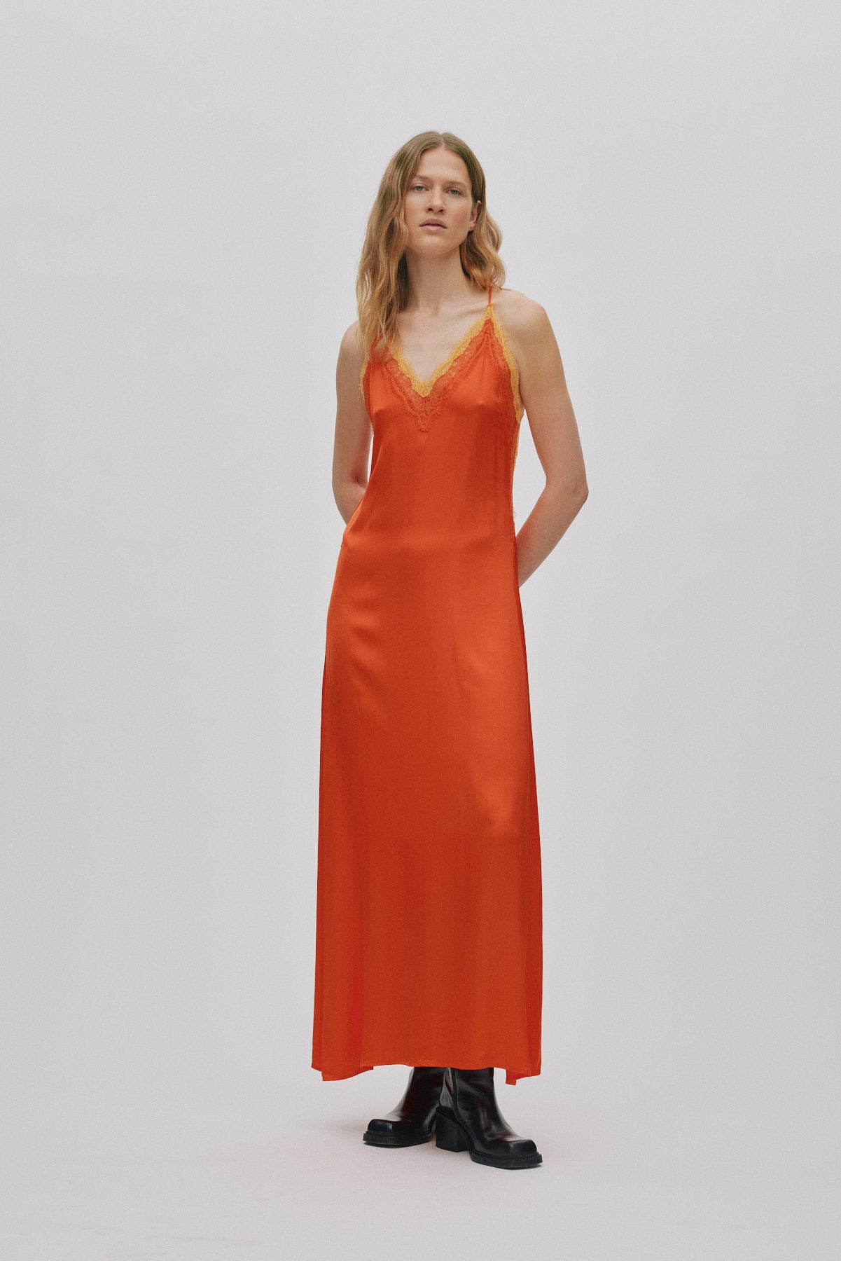 Chefira - Contrast lace camisole dress I Deep mandarin
