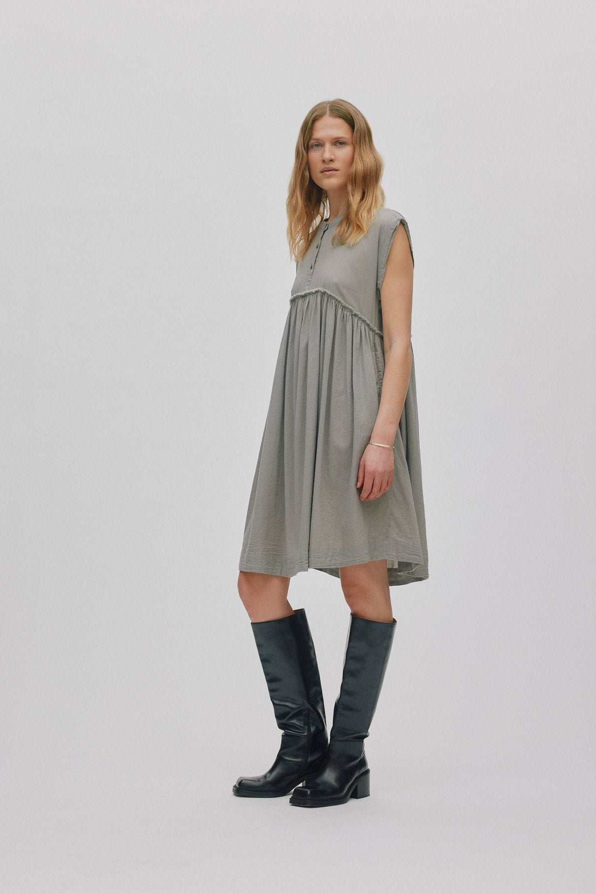 Devina - Cotton dress I Cement
