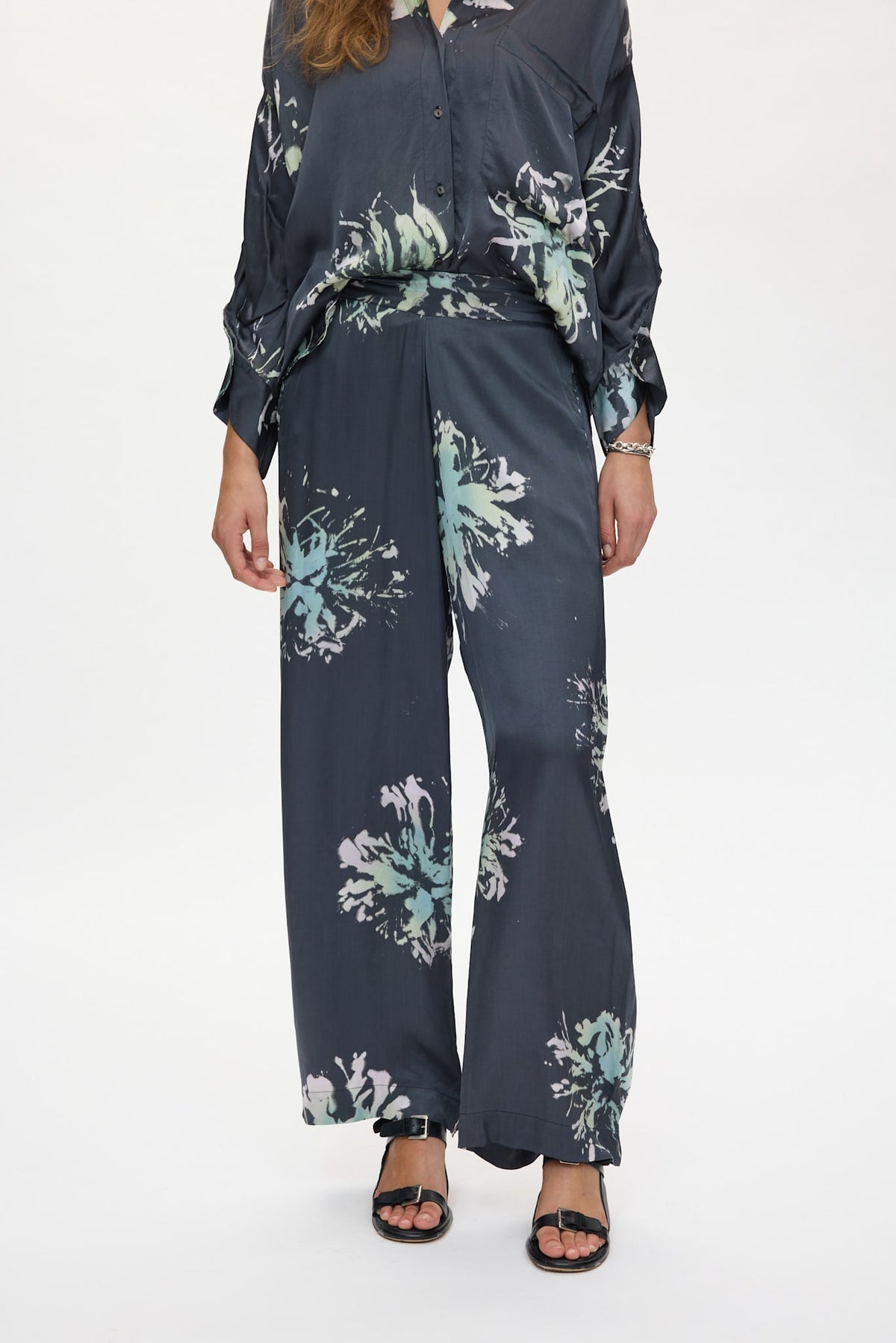 Alisa - Lumiére wide leg pants I Iron grey