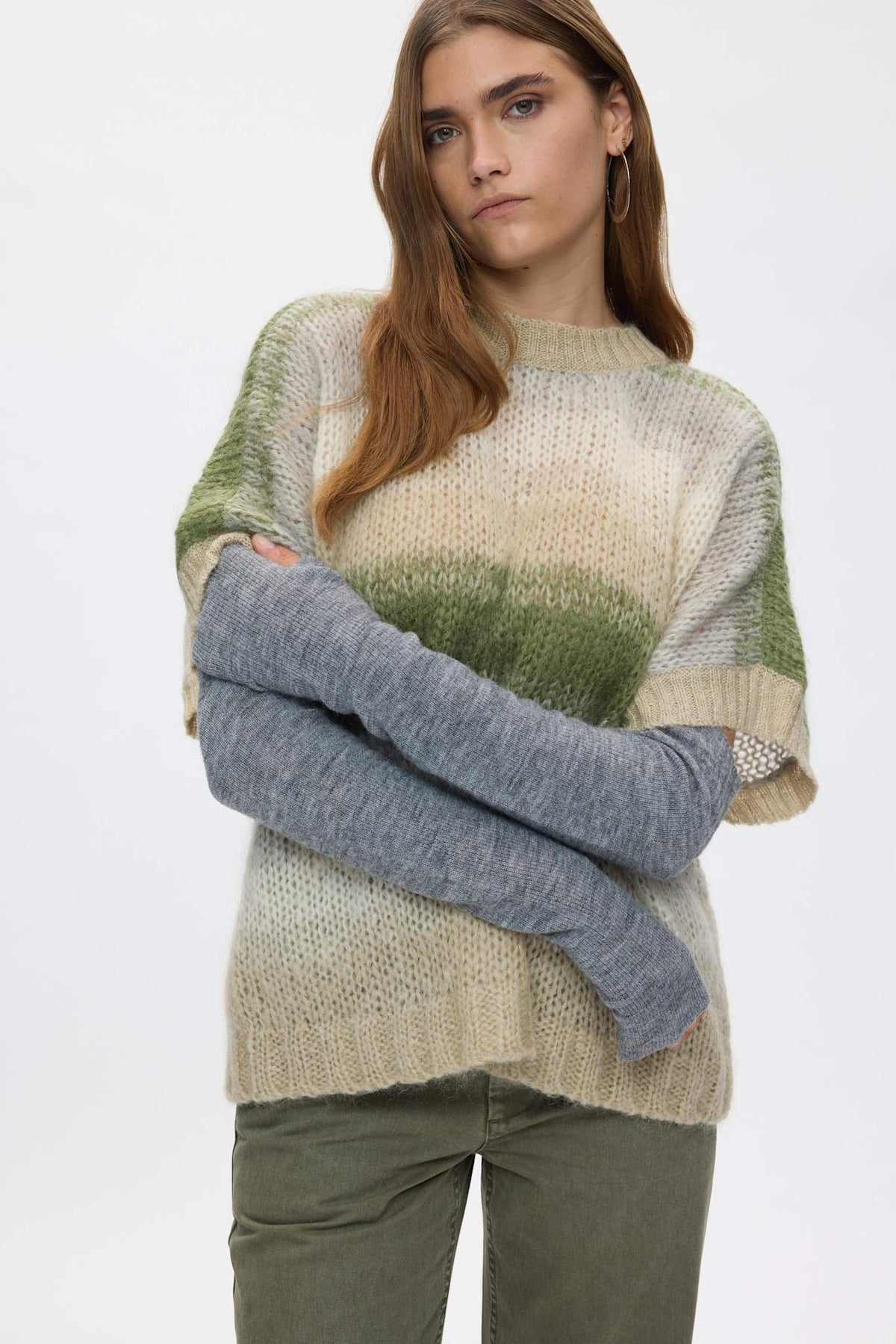 Maggi - Blurred yarn oversize t-shirt I Light camel combo