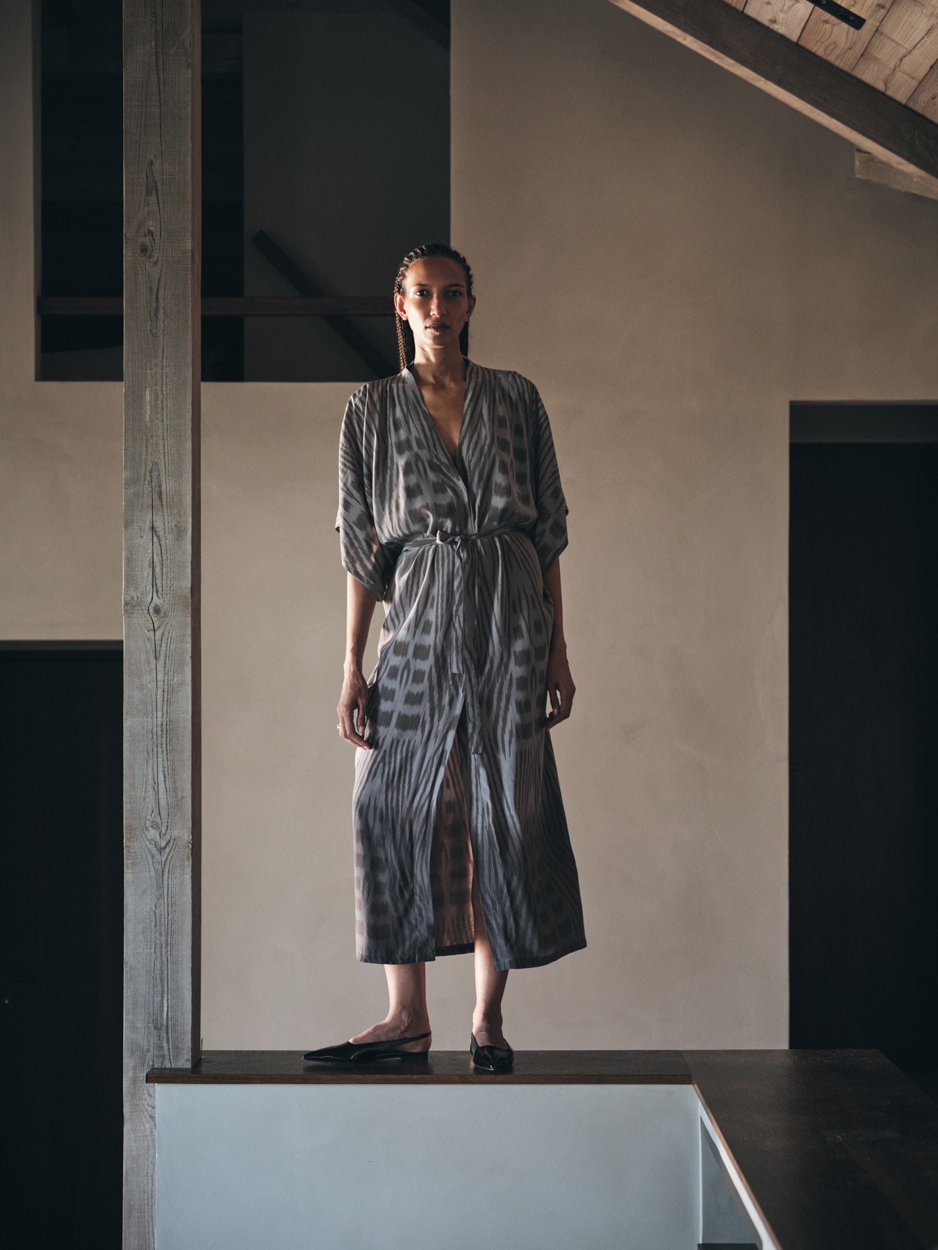 Alesandra - Ombre ikat kimono dress I Asphalt combo