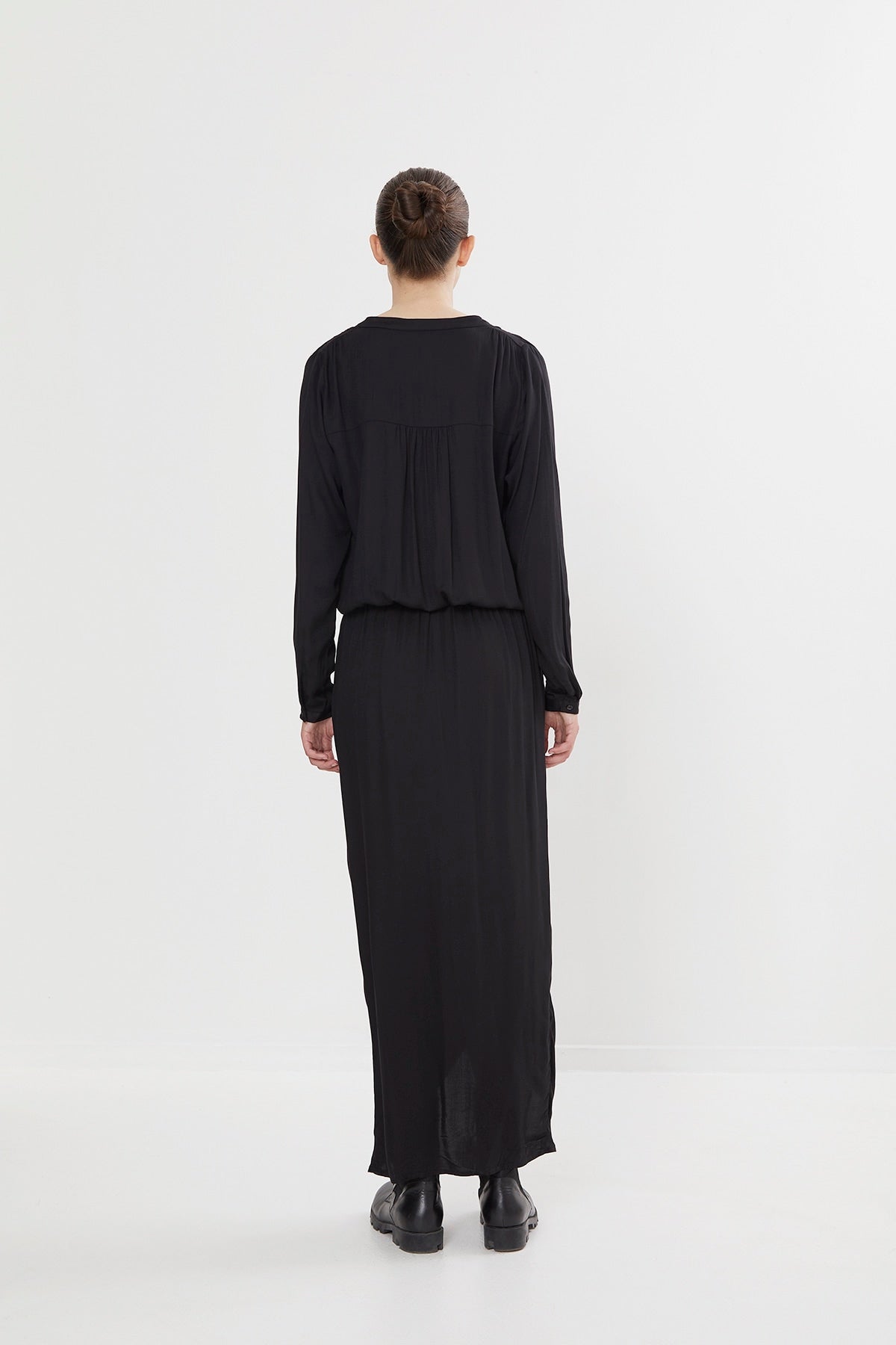 PreLoved Vera - Solid wrap over dress L/S I Black - XS