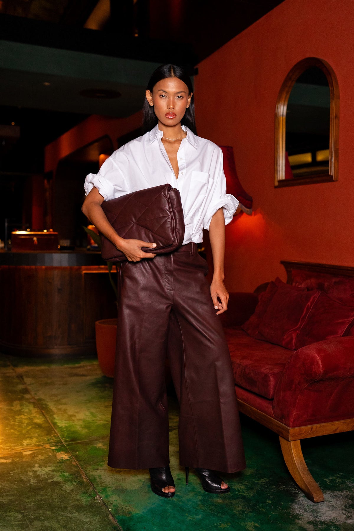 PRE-ORDER I Amari - Leather crop pants I Burgundy