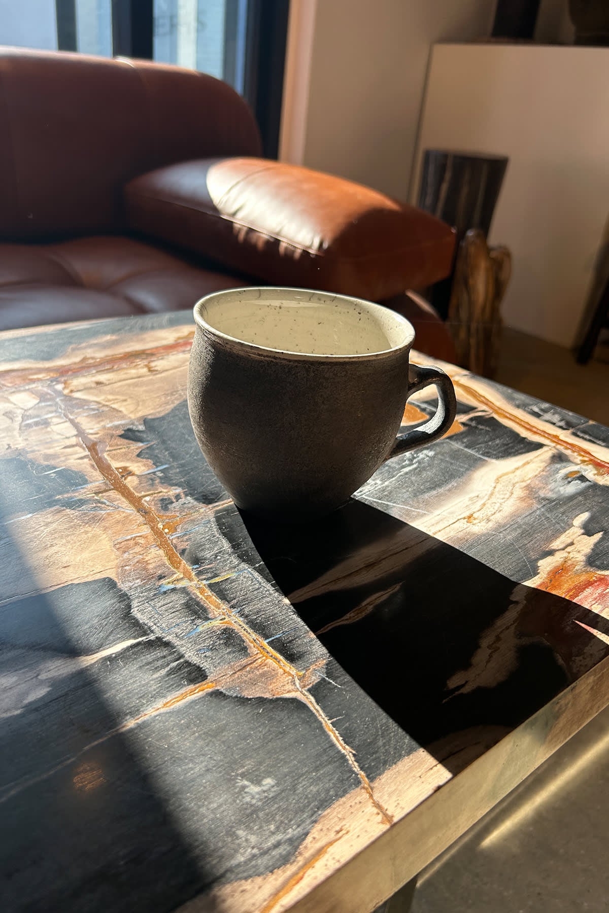 Handmade ceramic tea cup - Visby Ceramics I Dark Grey