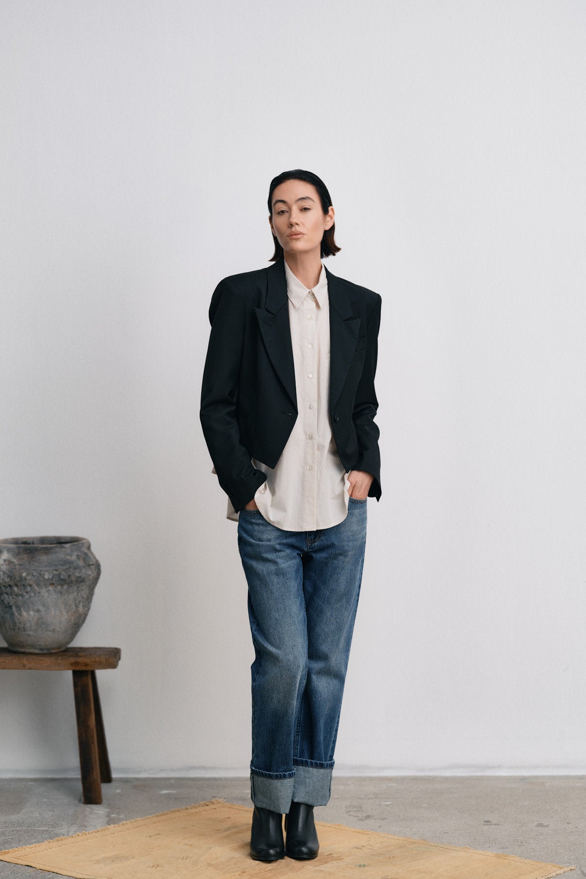 Tamar - Smooth tailoring short jacket I Black