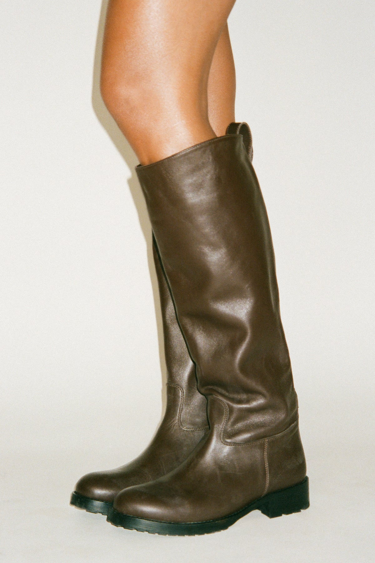 Marit - Leather riding boot I Dark Chocolate