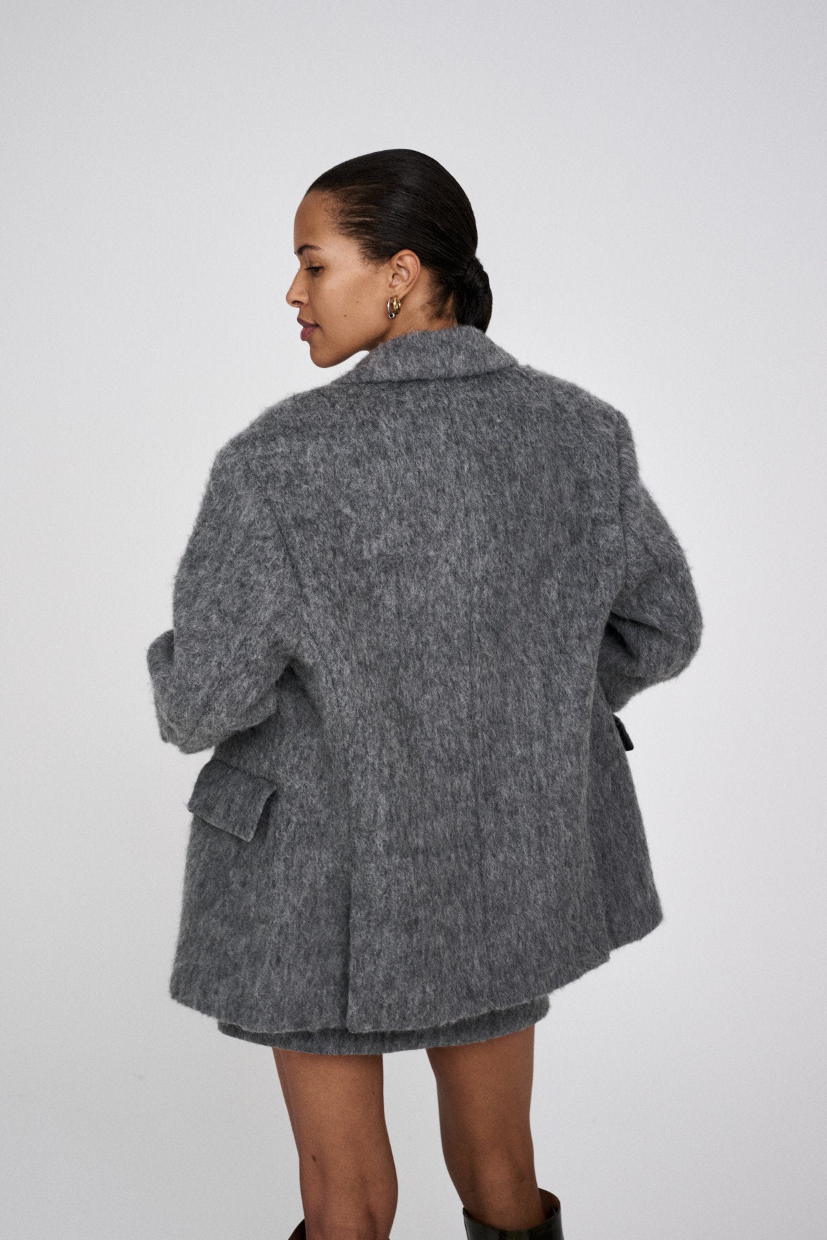Nyara - Fuzzy jacket I Grey melange