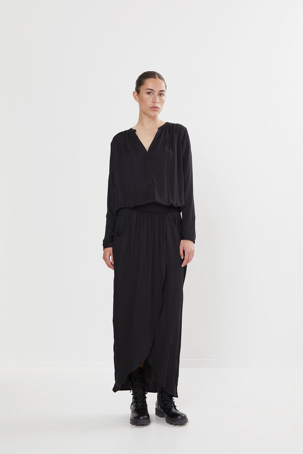 Vera - Solid wrap over dress L/S I Black