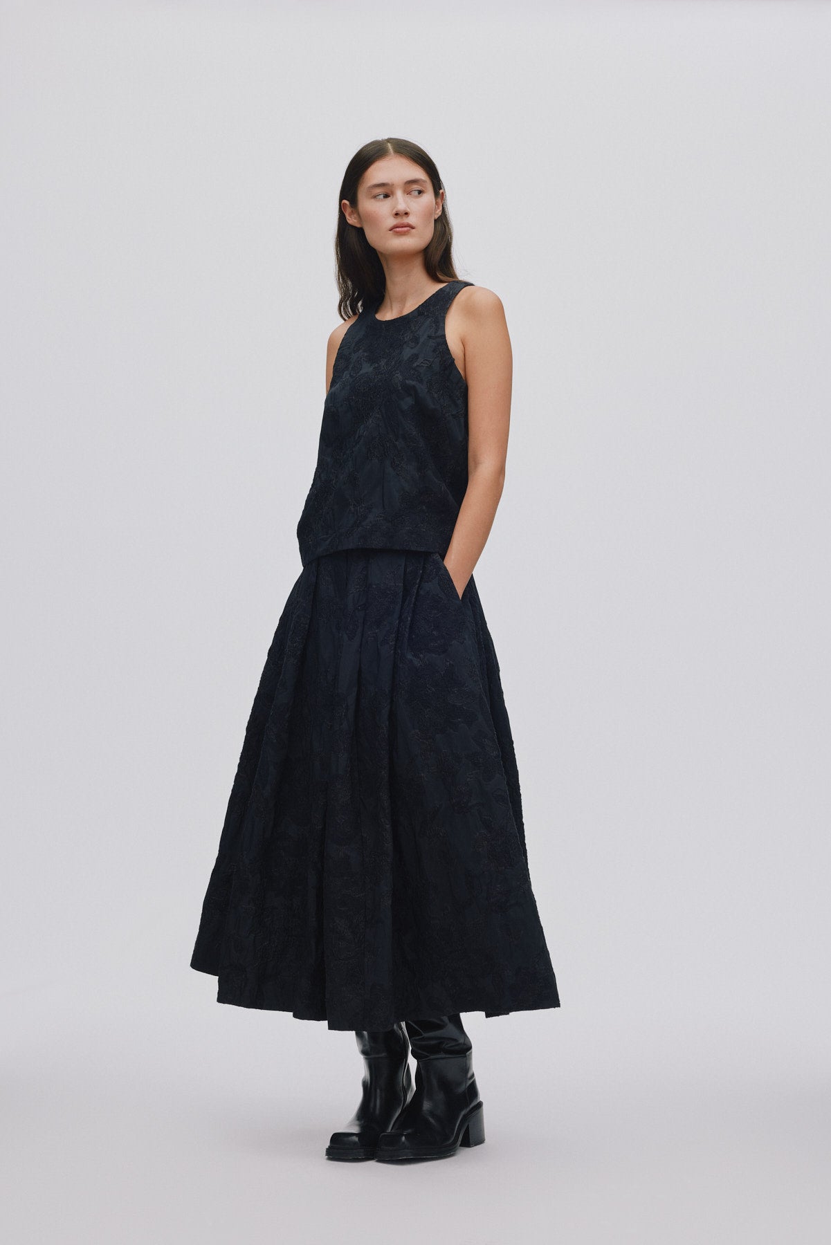 Bisharo - Clipped jacquard full skirt I Viper green