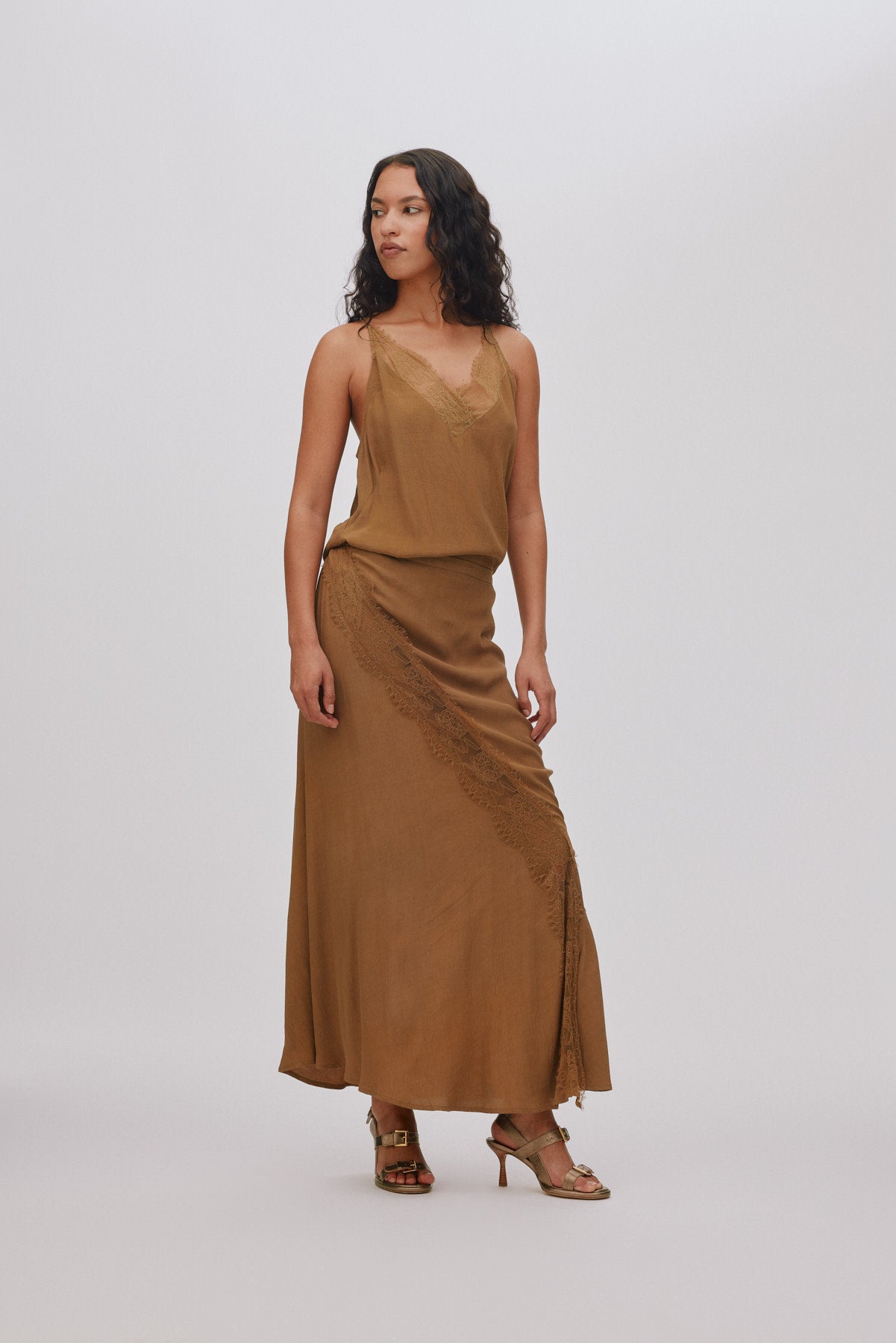 Leia - Sheer lace skirt I Hazelnut