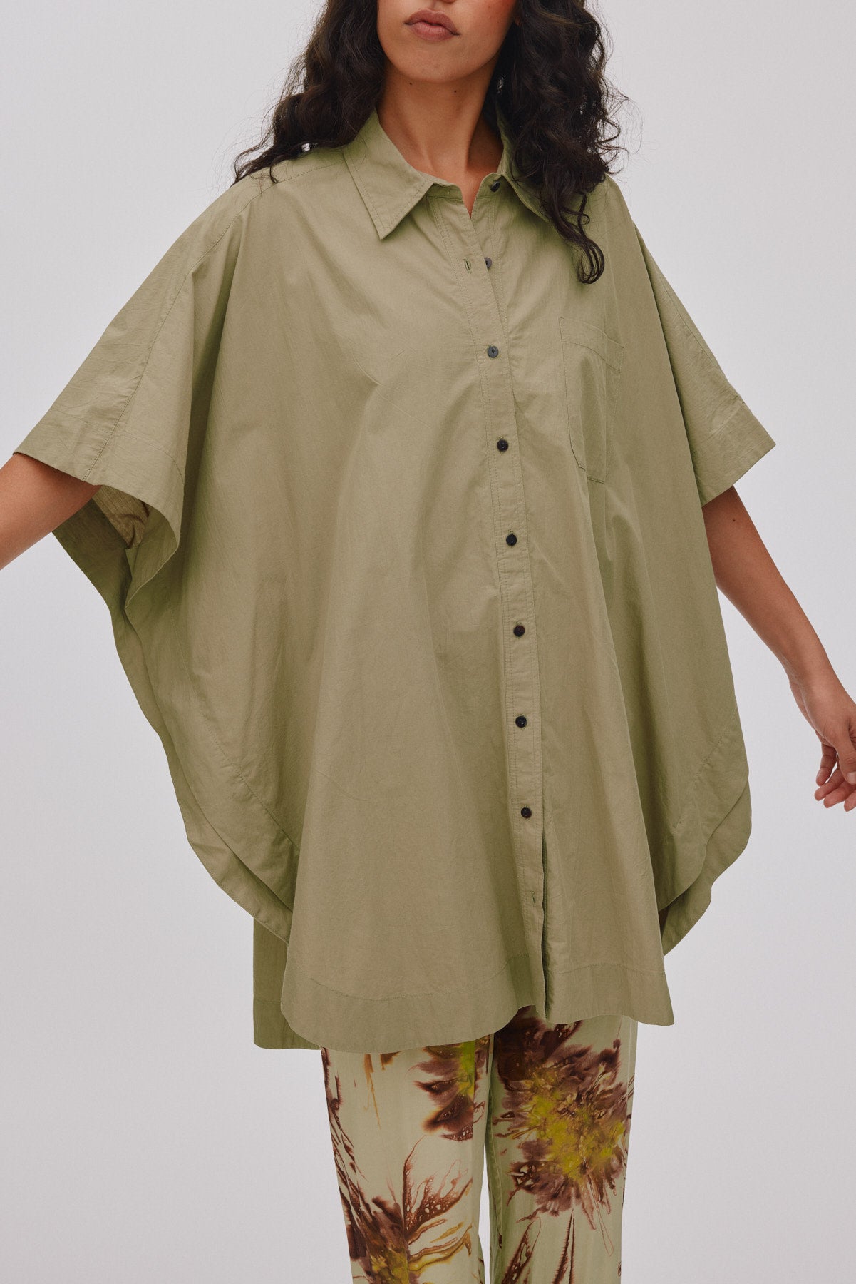 Berta - Poplin curved hem shirt dress I Vertiver