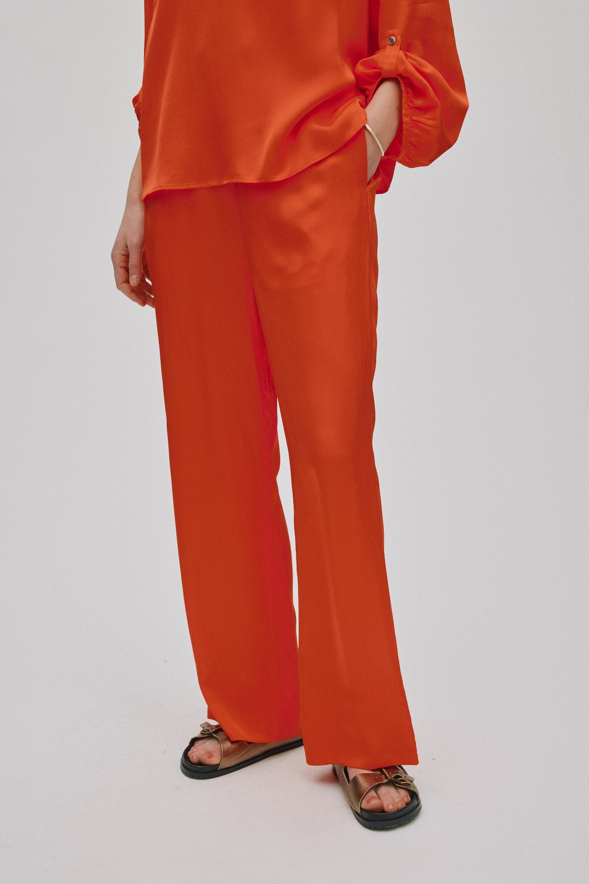 Alisa - Contrast lace wide leg pants I Deep mandarin