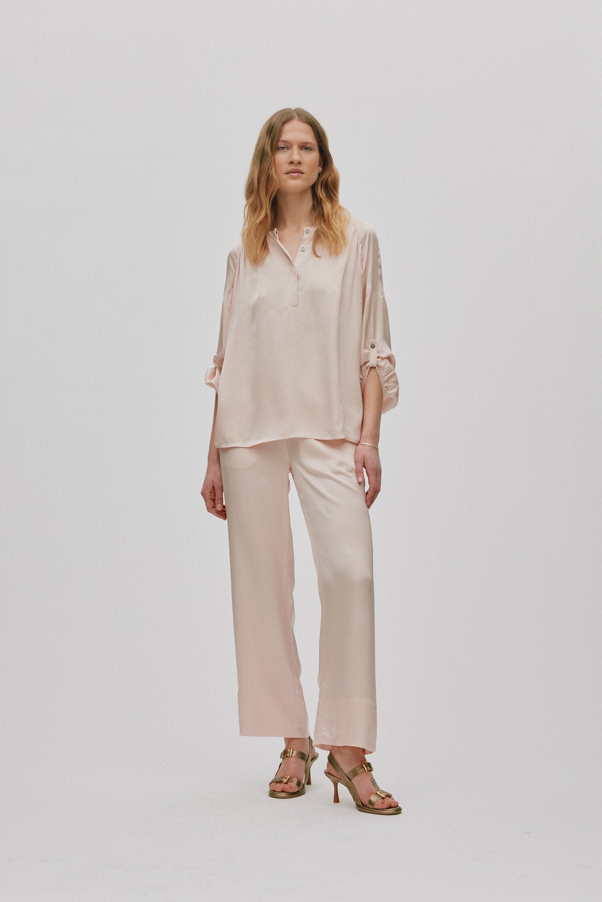 Alisa - Contrast lace wide leg pants I Light rose