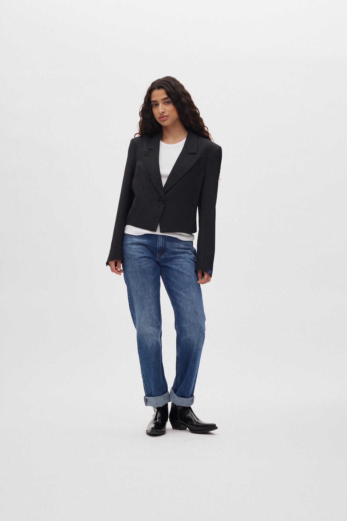 Tamar - Smooth tailoring short jacket I Black