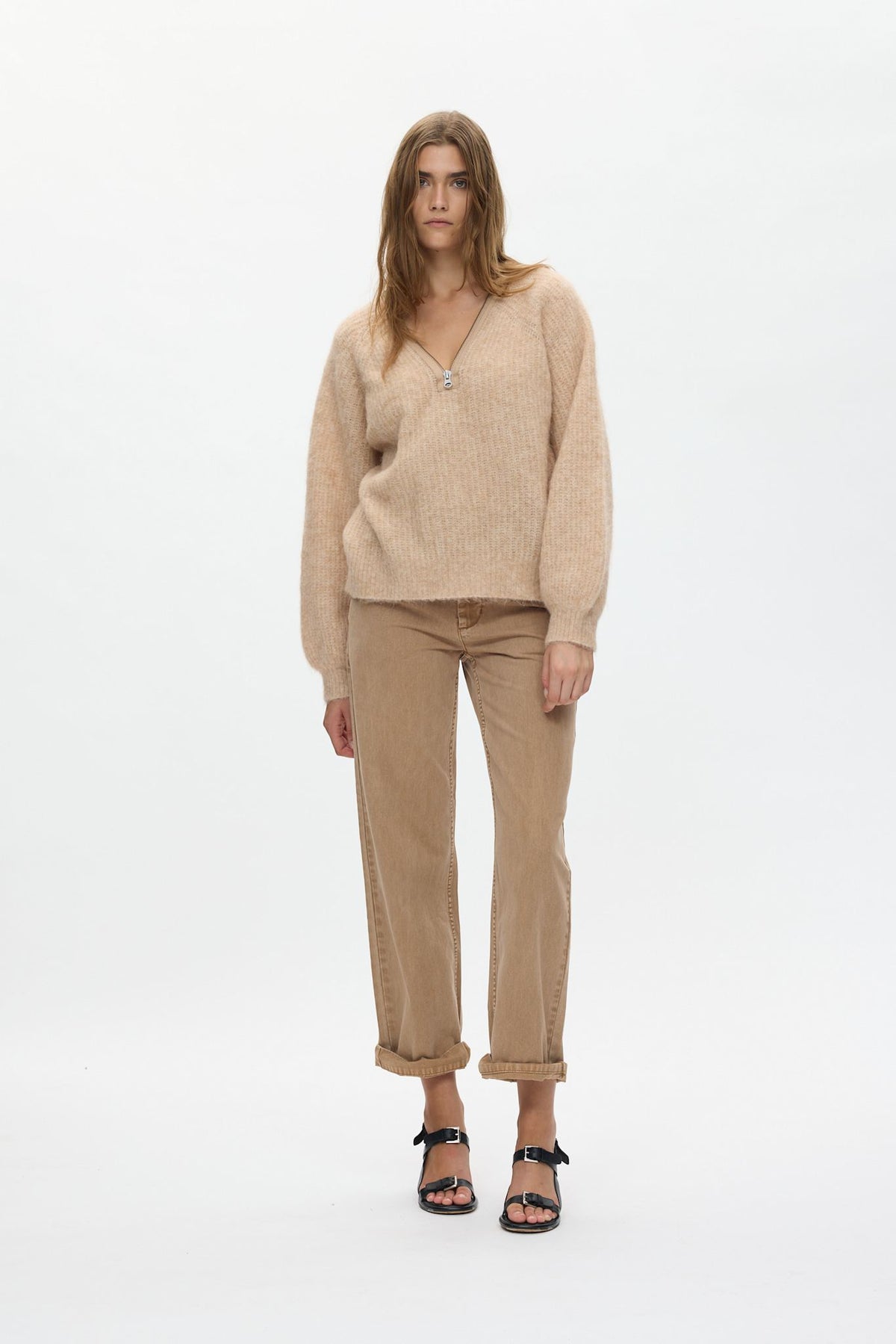 Maelle - Superlight knit zip opening sweater I Light camel