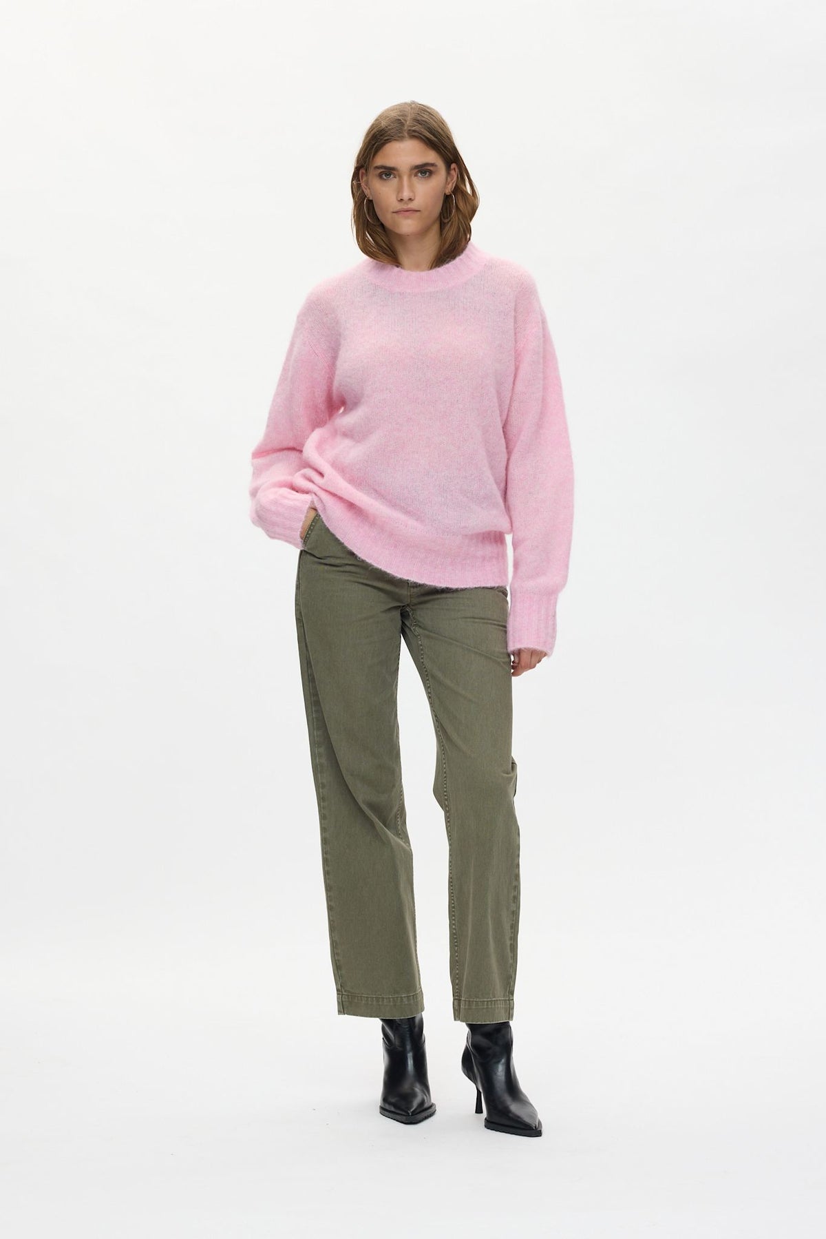 Divna - Superlight knit crew sweater I Rose