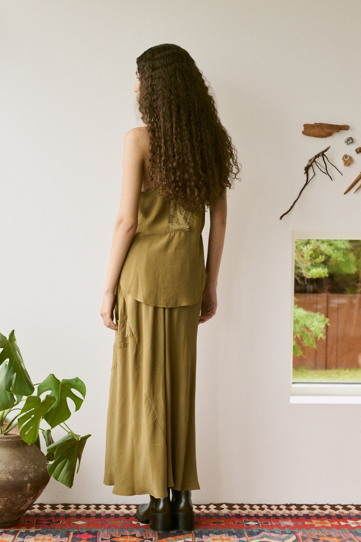 Leia - Sheer lace skirt I Hazelnut