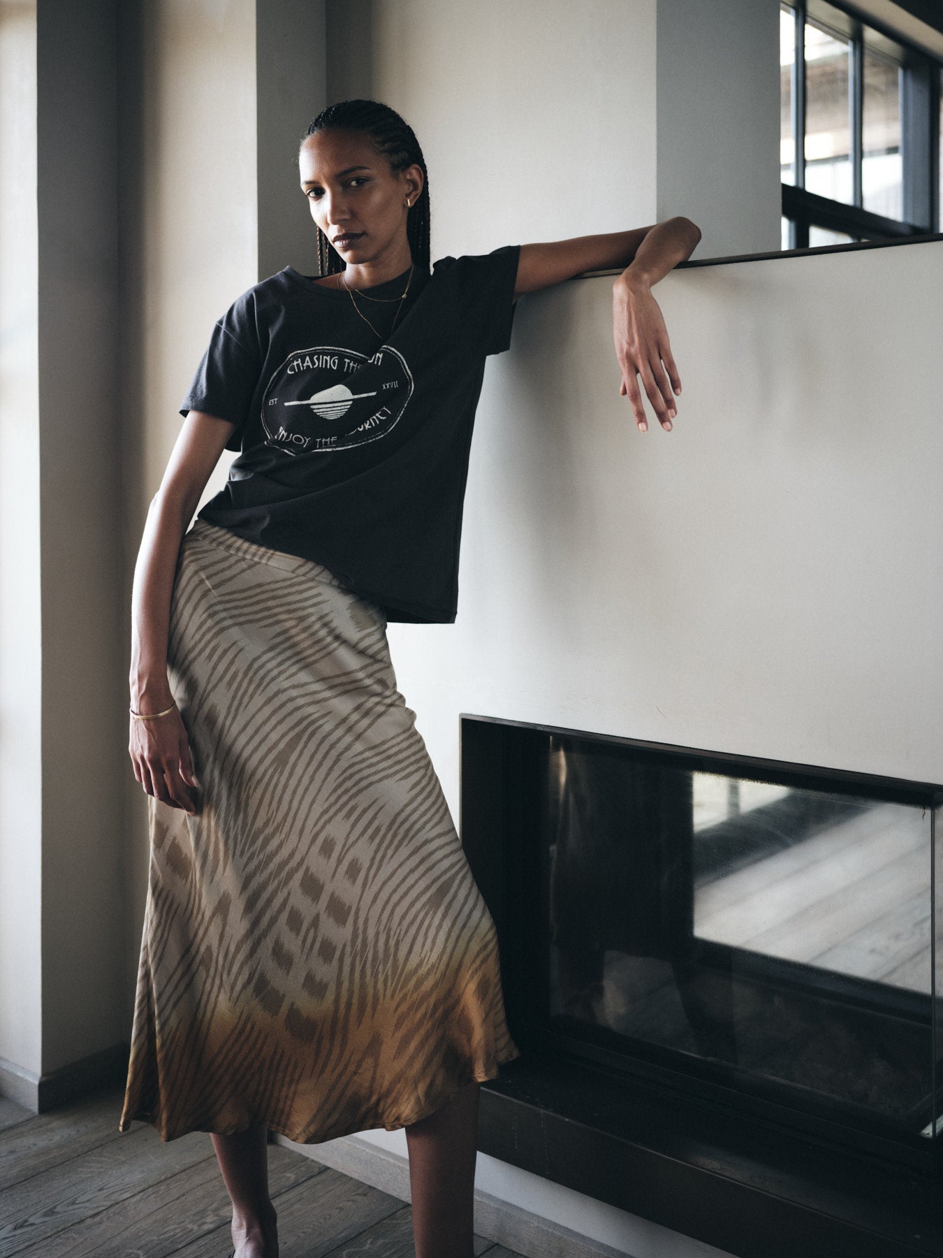 Ambla - Journey t-shirt I Faded black