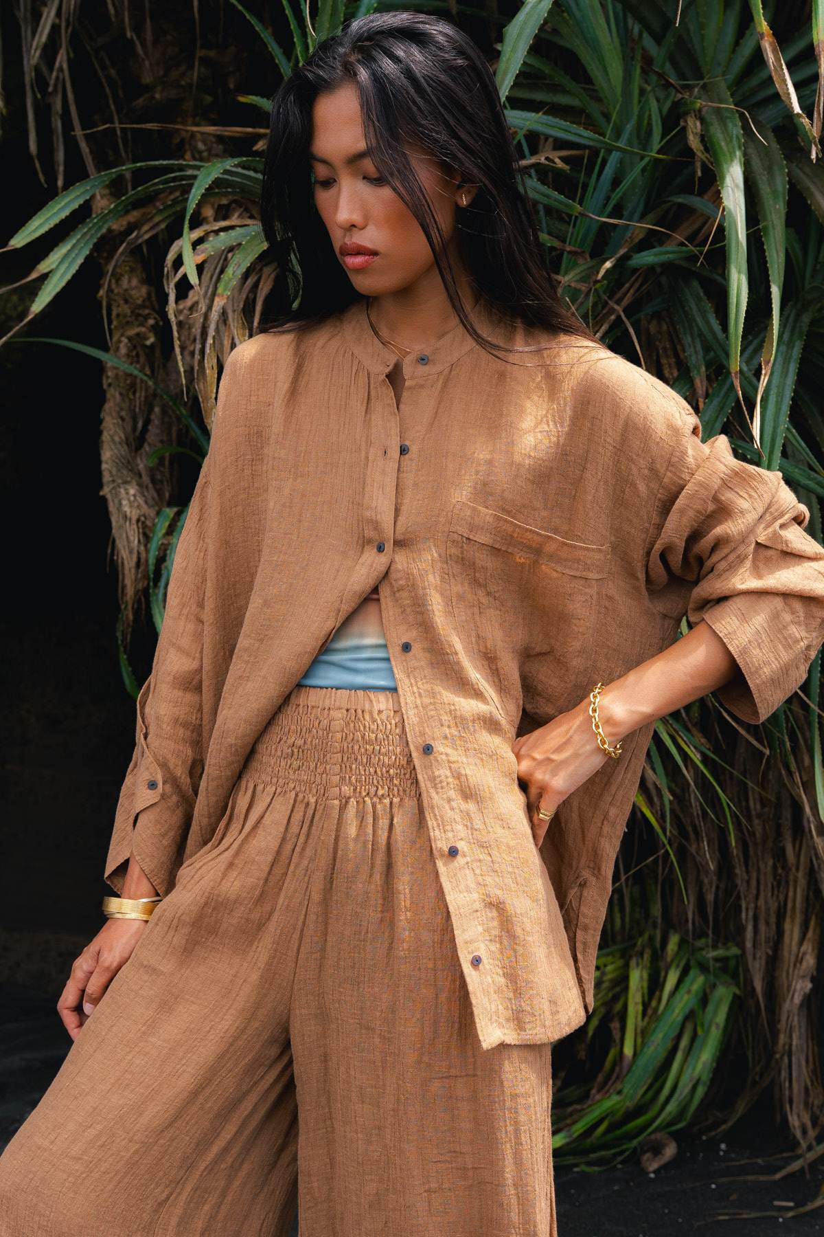 Karam - PRE-ORDER I Crinkled wide leg pants I Walnut