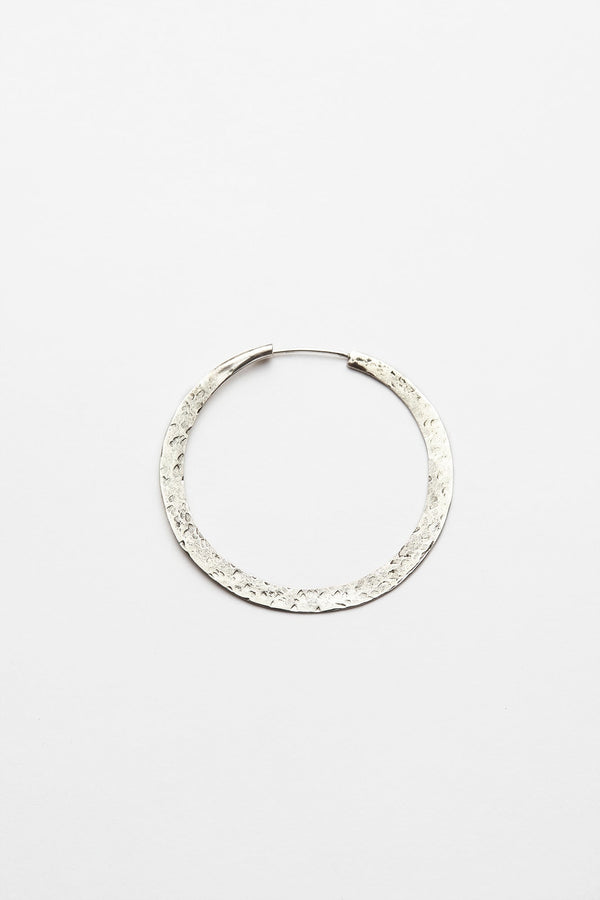 Nafsu - Silver hammered hoop M I Silver