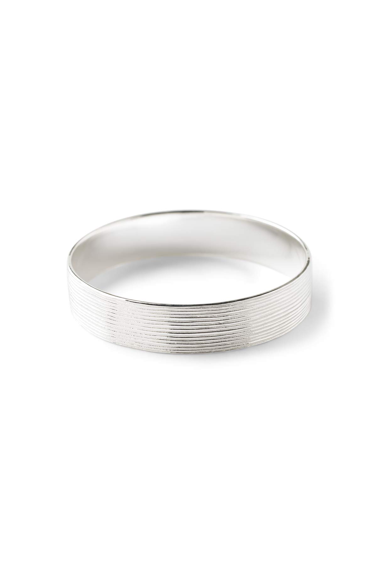 Carved wide bracelet - Rabens Momento I Silver