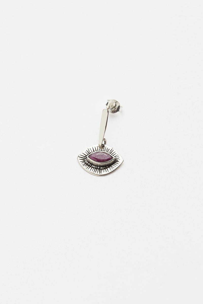 Nafsu - Silver Earstick w/ Eye Pendant I Ruby