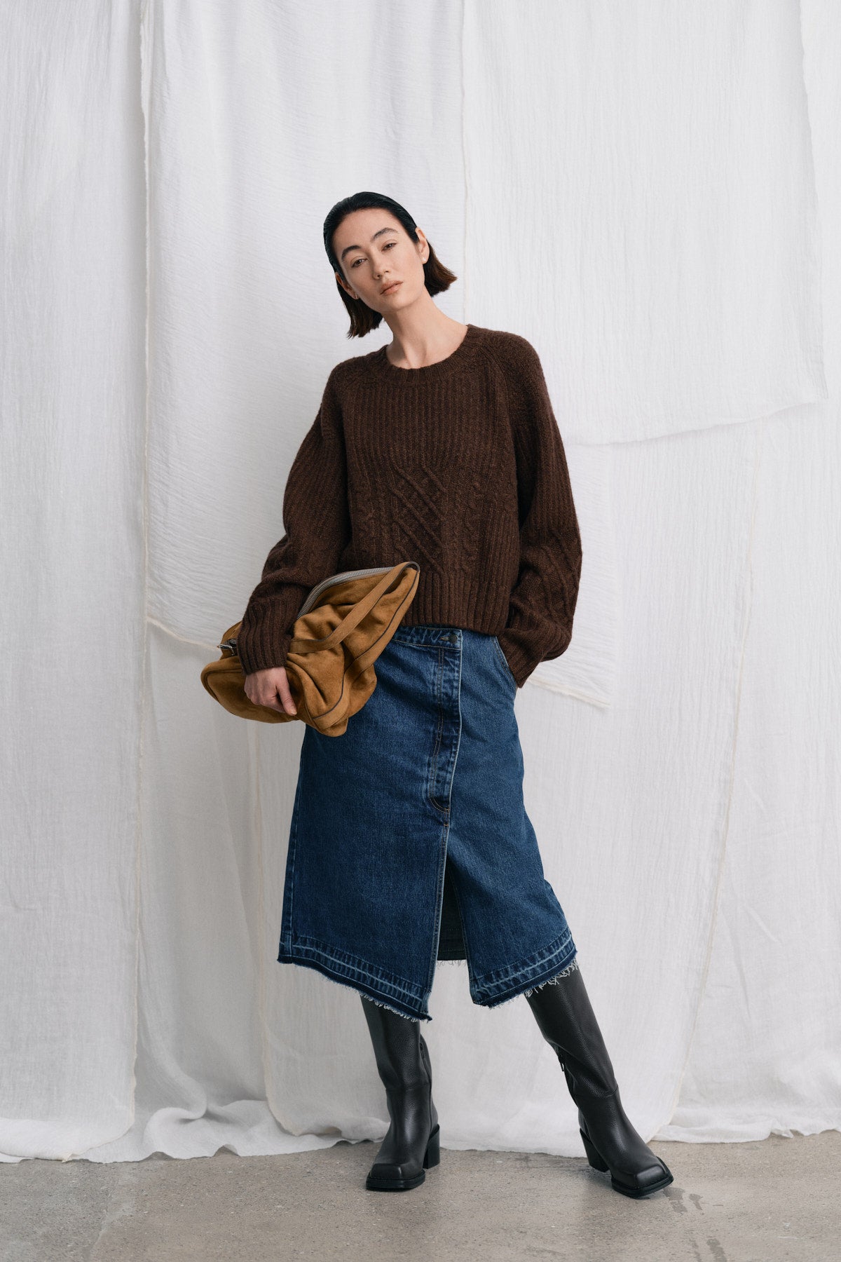 Shamika - Heavy suede shoulder bag I Whiskey