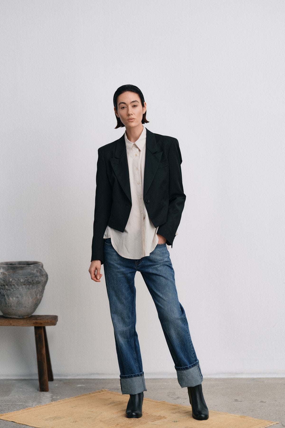 Tamar - Smooth tailoring short jacket I Black