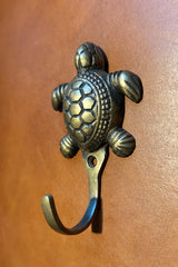 Turtle Hook - Rabens Apartment I Matte Brass