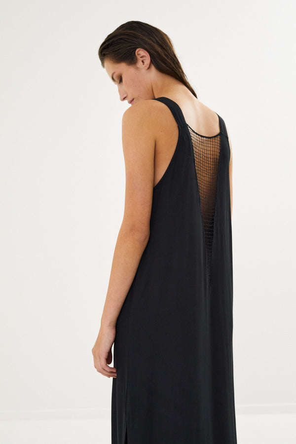 Lamia - Funnel web dress I Black