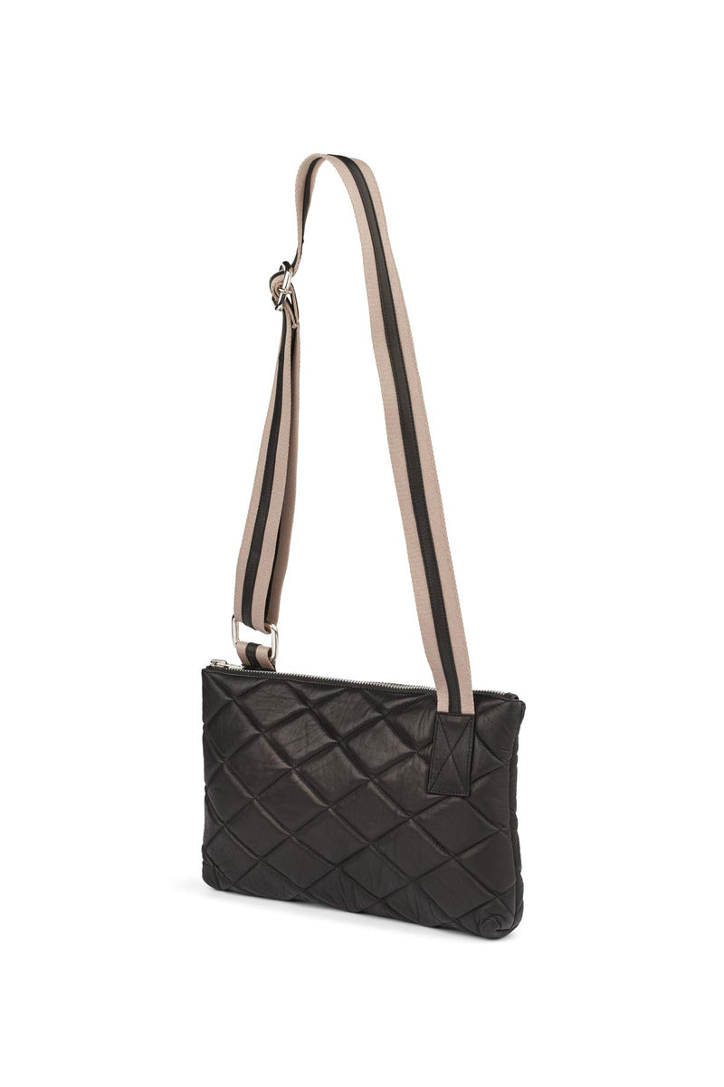 Siara - Quilted leather small bag I Black