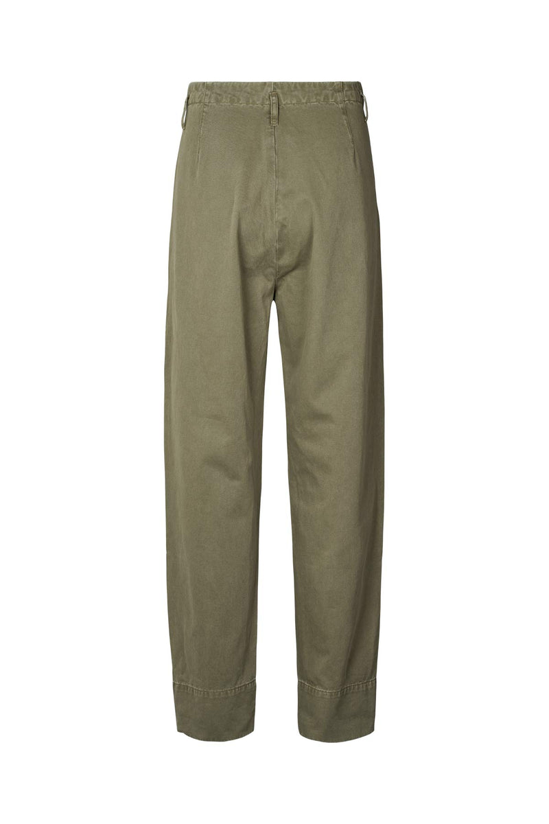 Raina - Canvas light pleat pant I Deep green