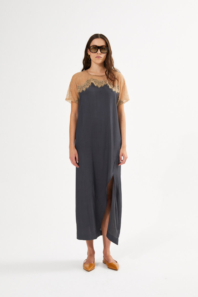 Botilla - Sheer lace t-shirt dress I Tobacco combo