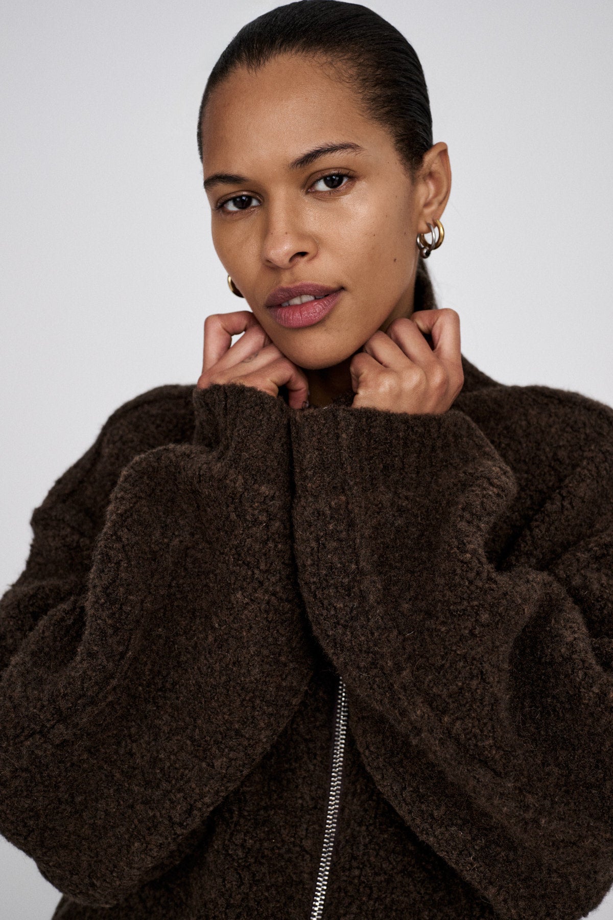 Sigal - Sheep knit high collar jacket I Dark brown