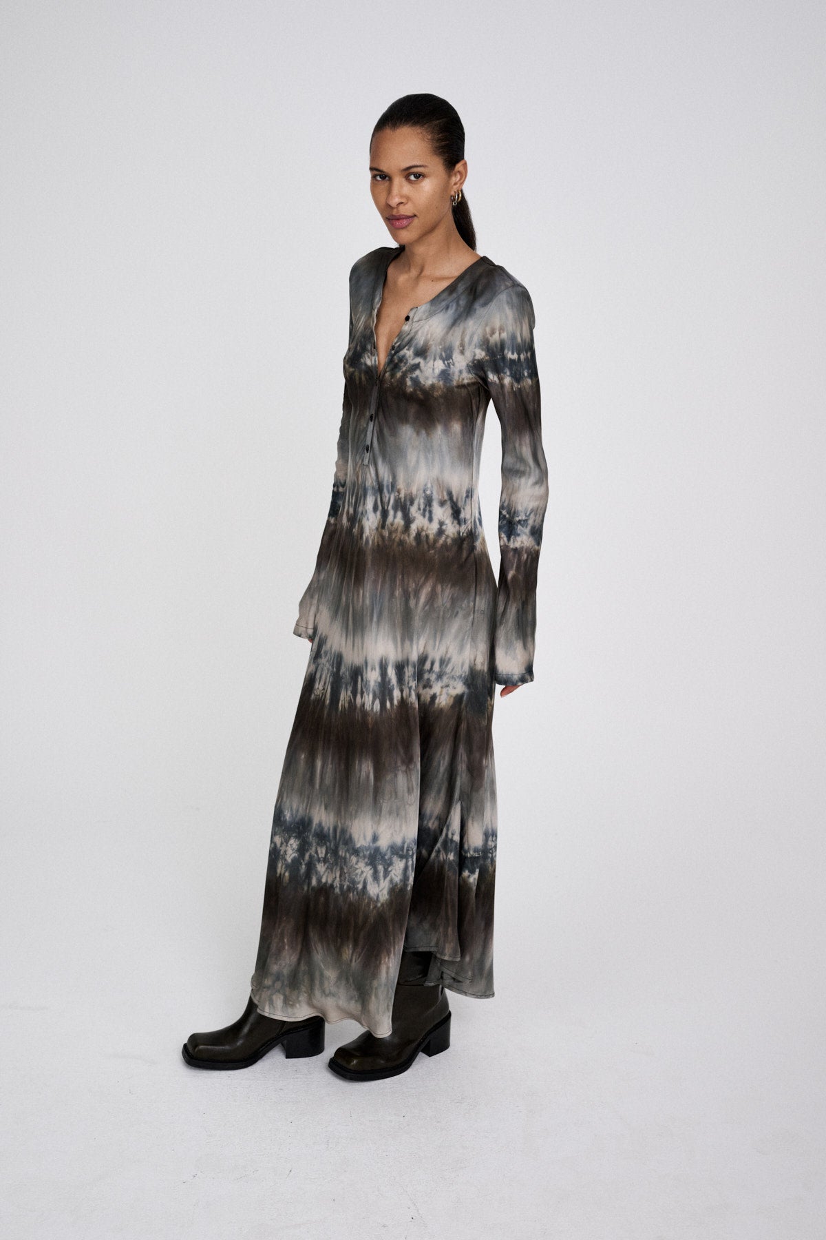 Karin - Arizona long sleeve bias dress I Cement combo