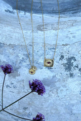 Nafsu - Gold plated Necklace w/eye and square pendant I Bright combo