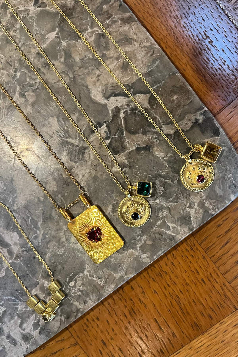 Nafsu - Gold plated Necklace w/eye and square pendant I Green combo